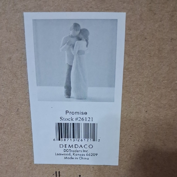 Willow Tree Promise Figurine - Picture 2 of 4